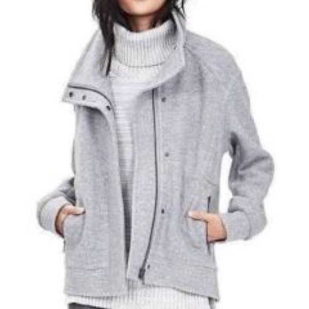 Banana Republic Women's Cocoon Wool Moto Zip Jacket Oversized Large Pockets